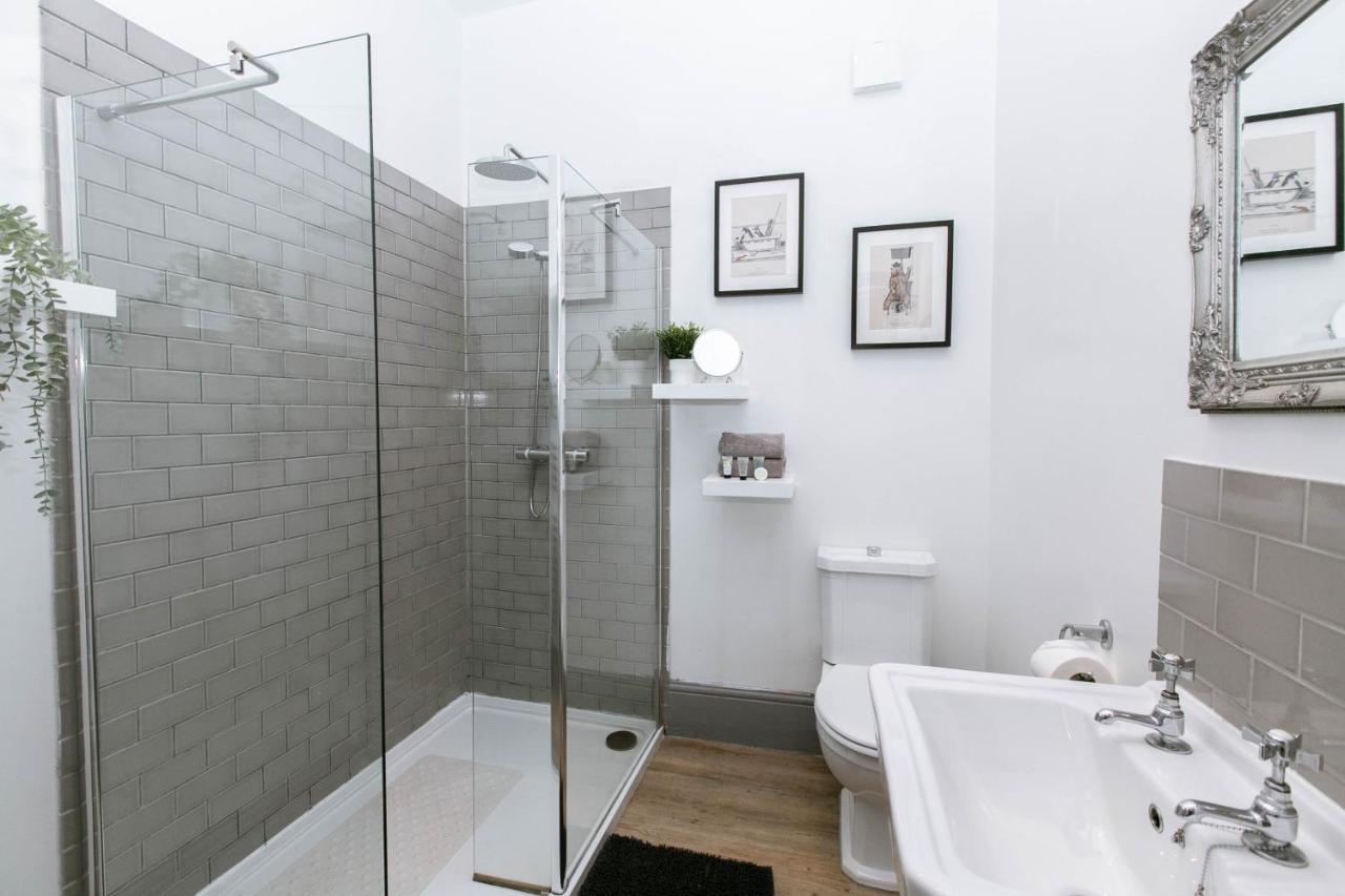 Spacious Apartment, Free Parking, Central Location Near To Uni, Hospital, Town Ексетер Екстер'єр фото